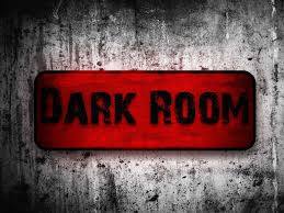 Dark Room - Crime Mystery - Σκιάθος